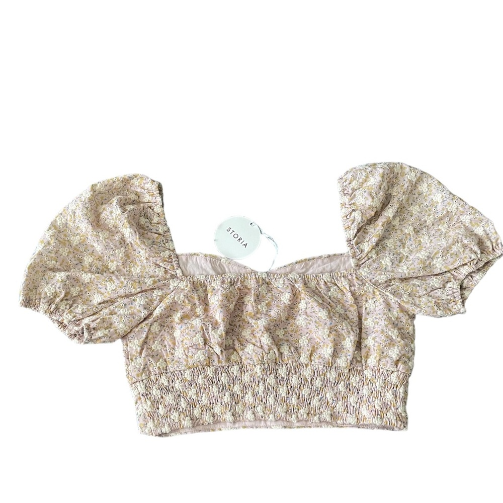 Storia nwt Magnifique apricot top medium
